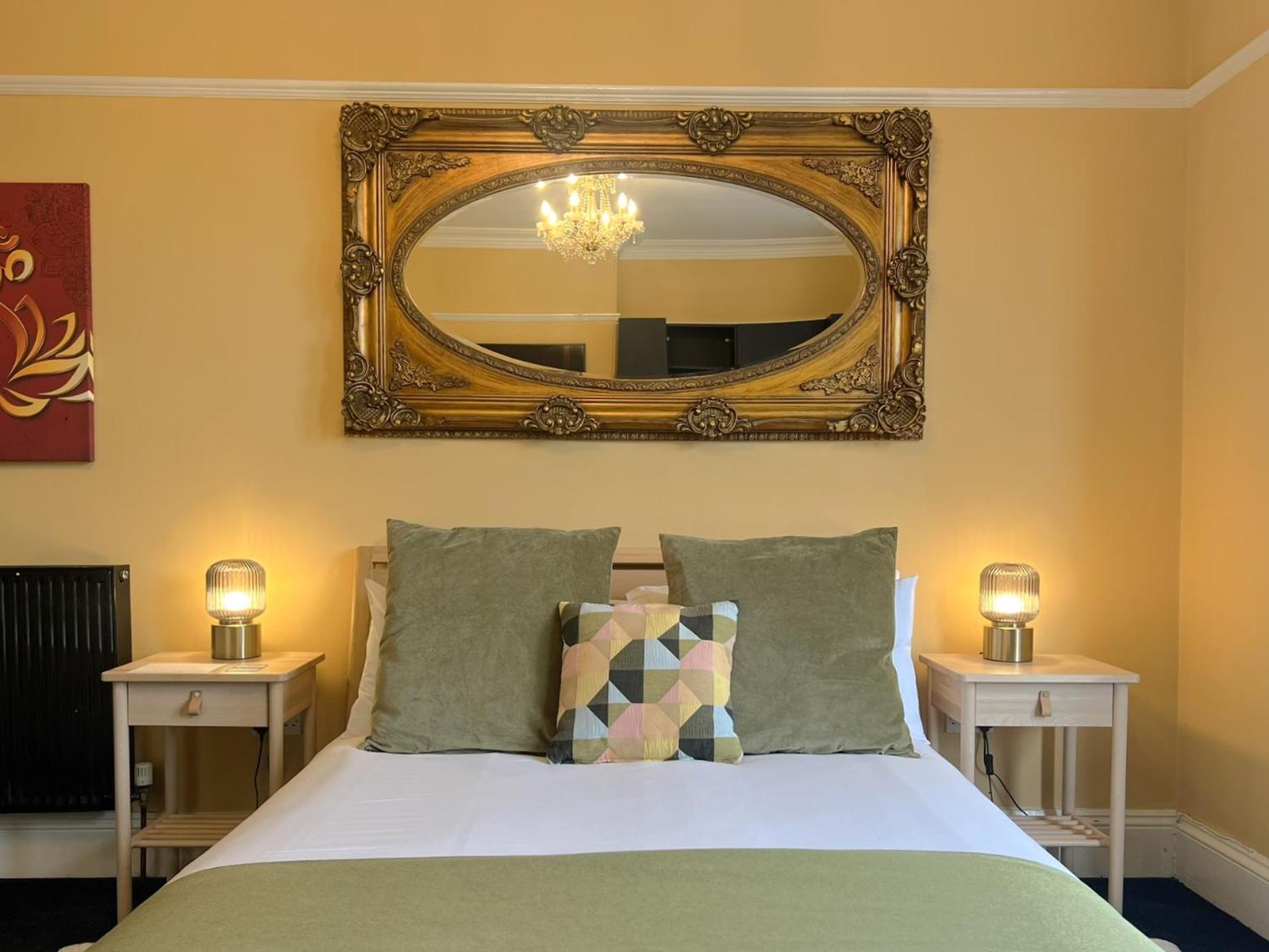 אקסטר Melbury Rooms & Studios מראה חיצוני תמונה